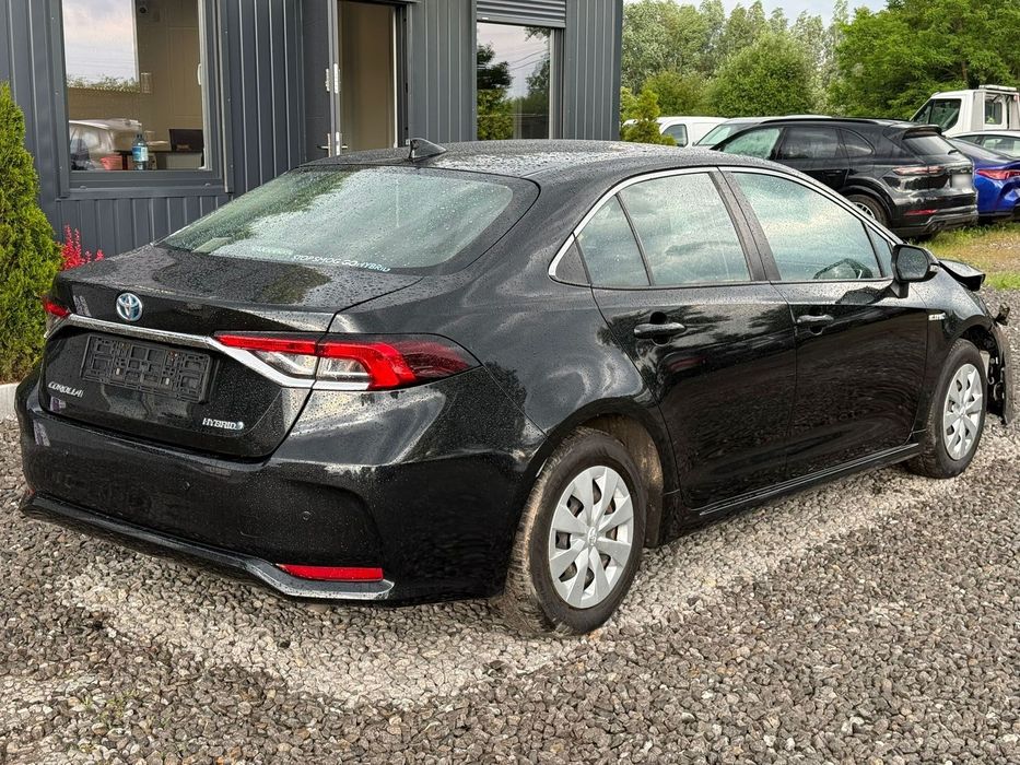 Toyota Corolla Rej. 10/2019 1.8 Hybryda Automat Airbag OK Salon Polska