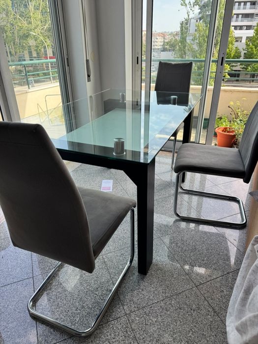 Mesa de Vidro Moderna