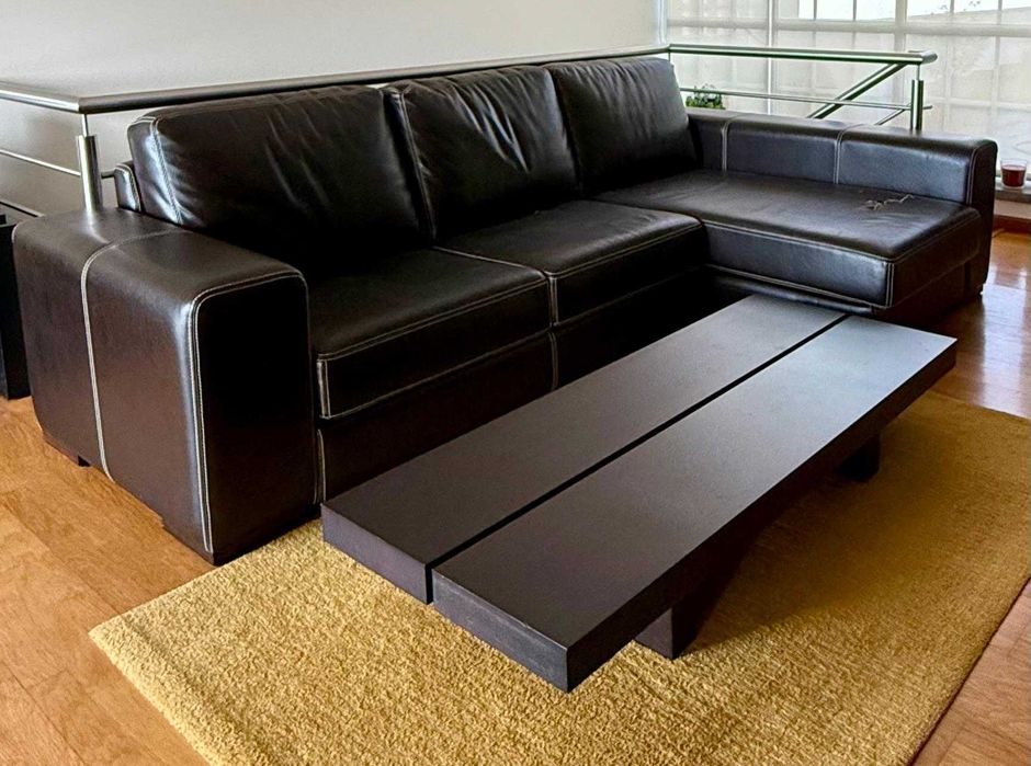 Sofa em Pele Castanho / Wengue com chaise Longue