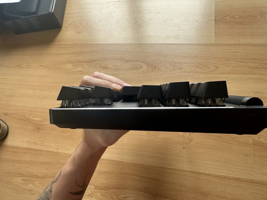 teclado logitech PRO X TKL LIGHTSPEED wireless GX Blue Clicky