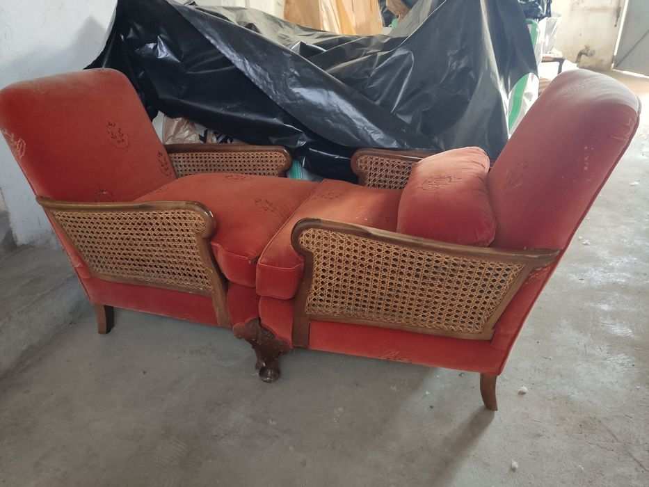 Par de poltronas antigas  impecaveis