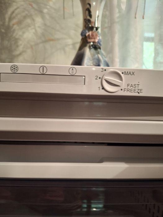 Морозильна  камера