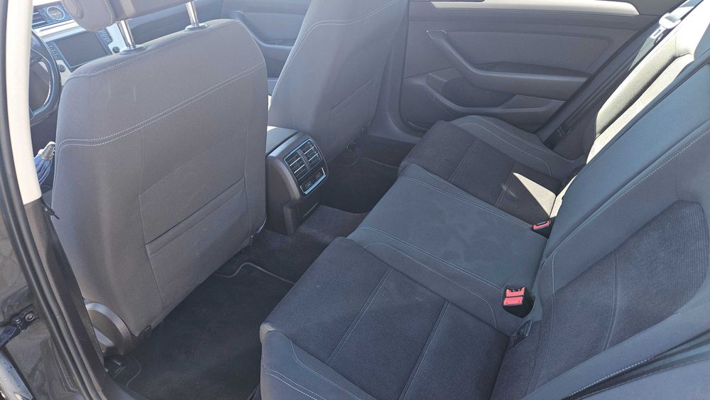 VW Passat Variant 1.6 TDI