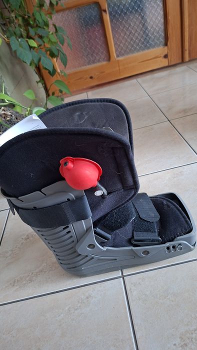 But ortopedyczny ottobock orteza pompowany