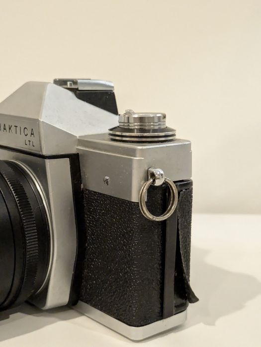 Praktica LTL + Lente 135mm f/2.8