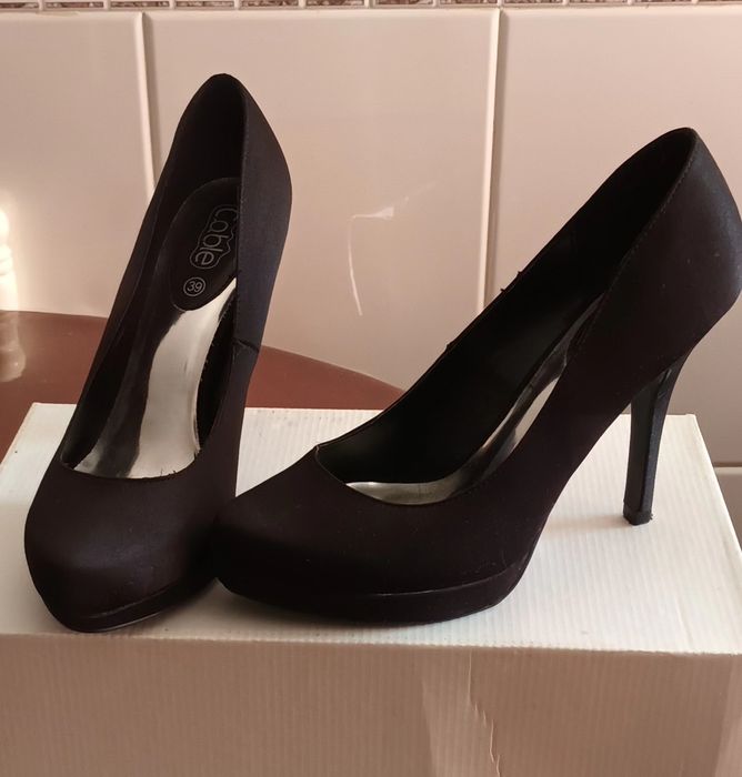 Botas e sapatos n° 39
