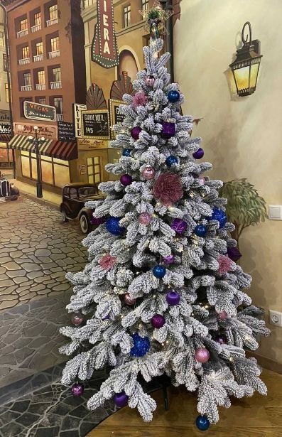 Ялинка зелена засніжена штучна ПВХ лита