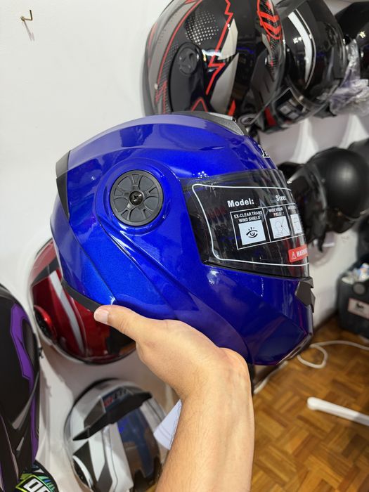 Capacete modular 69€ novo tenho varios modelos