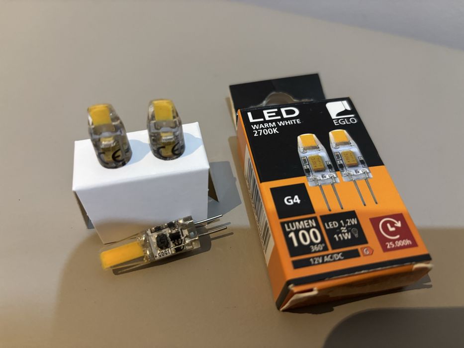 Pack de 2 lâmpadas EGLO LED G4 1.2W 2700K+oferta 1* 1.8W (novas)