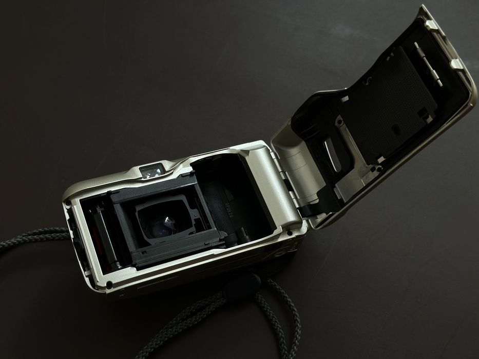 Olympus mju ii плівковий фотоапарат мью 2 t4 zoom kodak gold portra