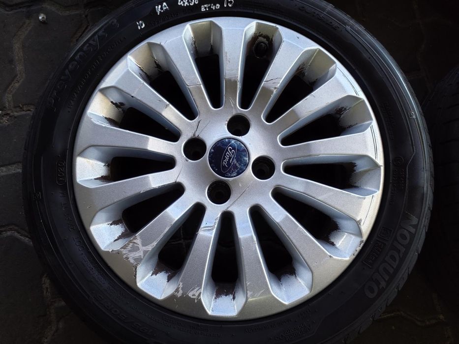 Jantes Ford R15 Com Pneus 195/50 Furação 4X98