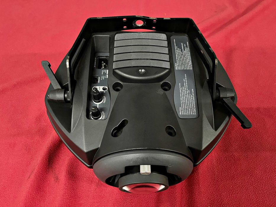 Robot de efeitos Martin EGO 03