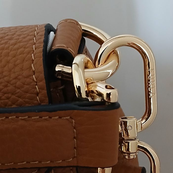 Сумка( Furla ,Coccinelle,  coach )