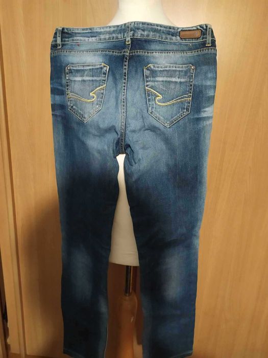 Spodnie jeans rozm.40- 30 zł