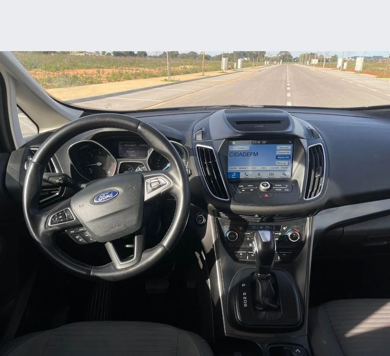 Carrinha Ford Grand C-Max