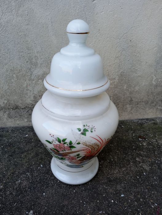 Vendo esta peça muita bonita bom estado