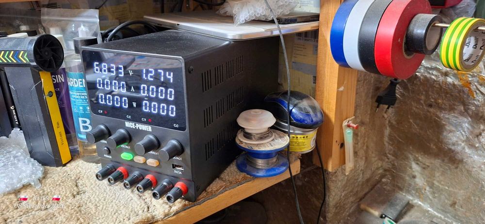 Zasilacz Laboratoryjny - podwójny: 30V/ 20A, 60V/ 10A. - Czytaj opis.