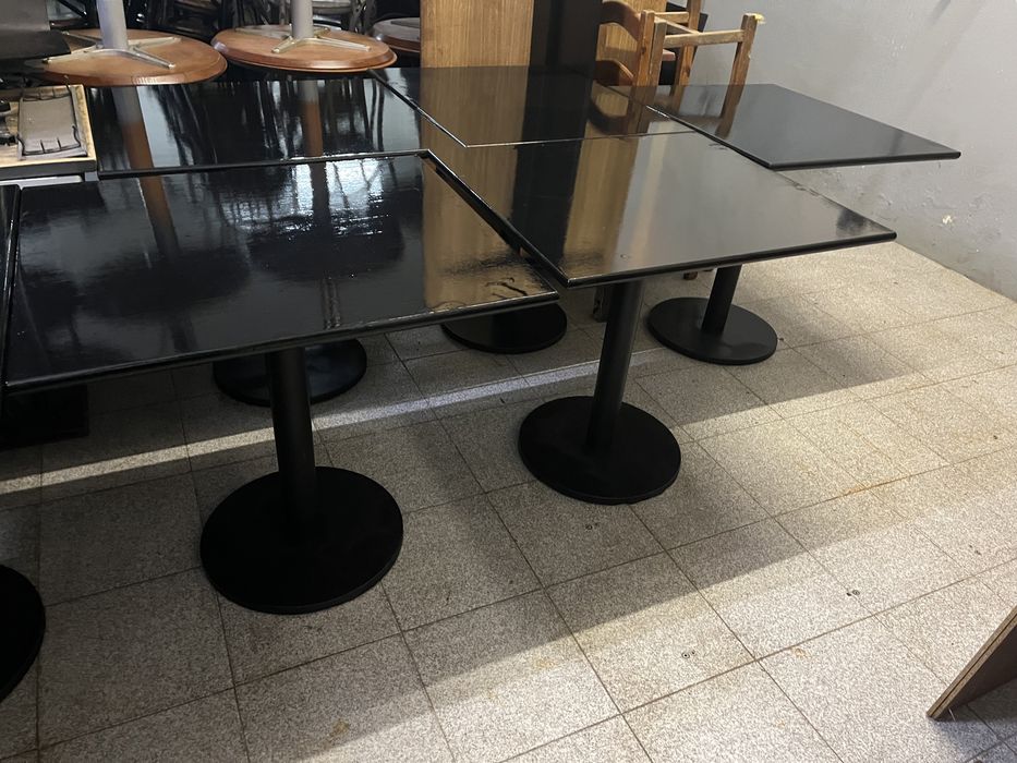 Mesas 6 e cadeiras 19 vendo conjunto