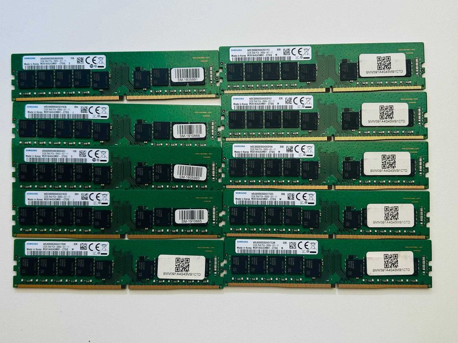 Серверний модуль оперативної DDR4-пам’ять Samsung M391A4G43MB1-CTDQ