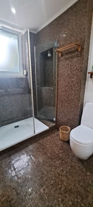 Apartamento Fantástico apartamento com três quartos e três  cas de banho
