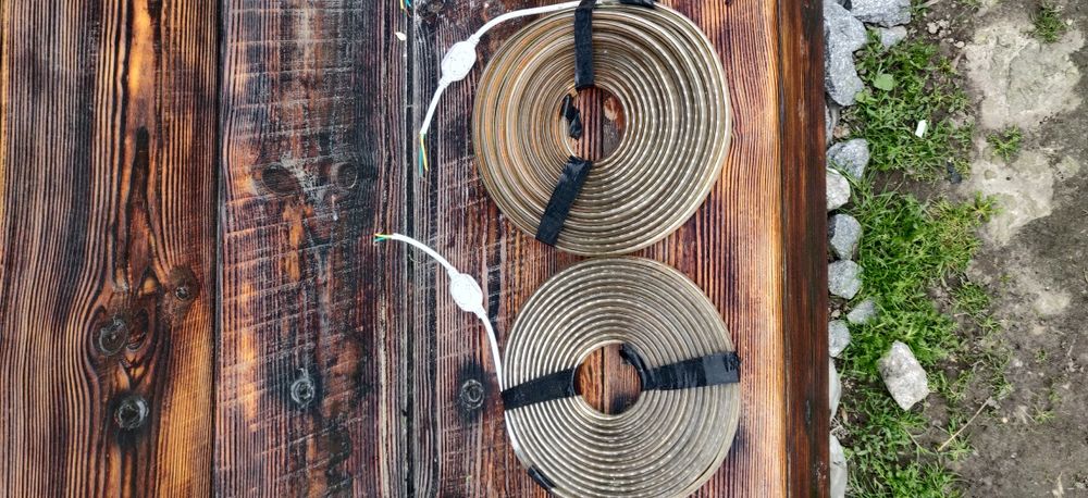 Світлодіодна стрічка 220В для полиці на кухні в кімнату.