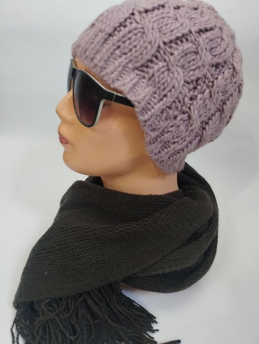 DAMSKA czapka ZIMOWA pleciona – blady RÓŻ