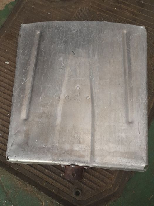 Алюмінієва лопата