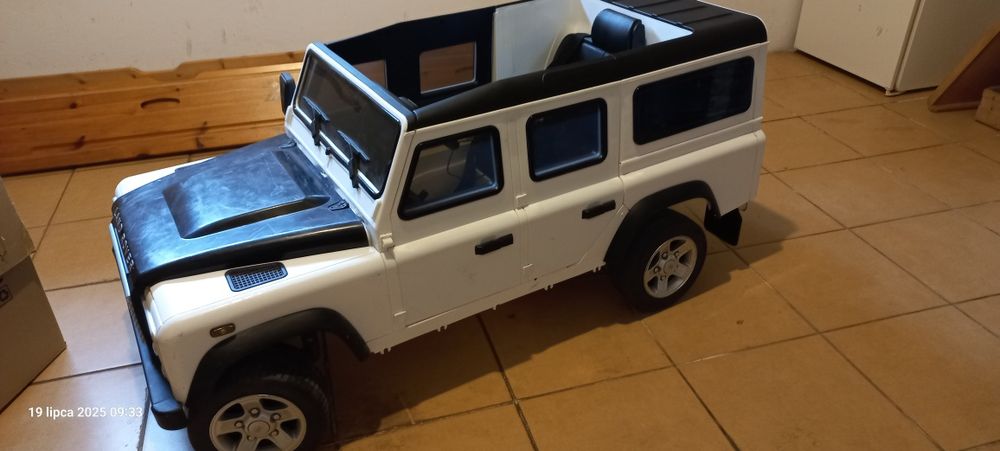 Auto elektryczne dla dzieci. Land Rover