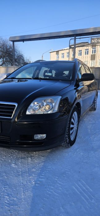 Toyota Avensis 2006 рік 2.0 дизель для військових