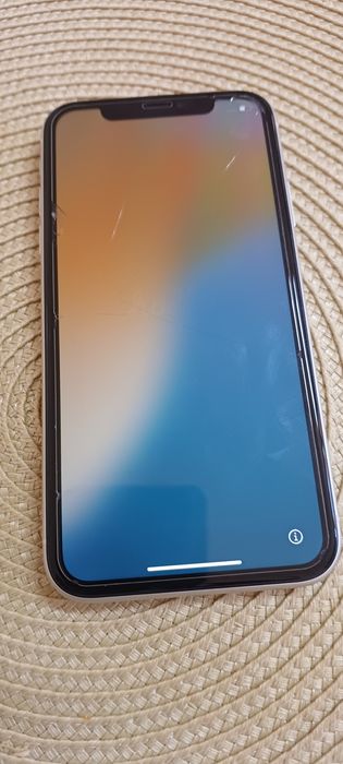 Iphone 11 branco 64gb