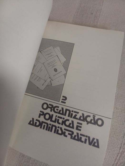 livro sobre o governo de Marcello Caetano
