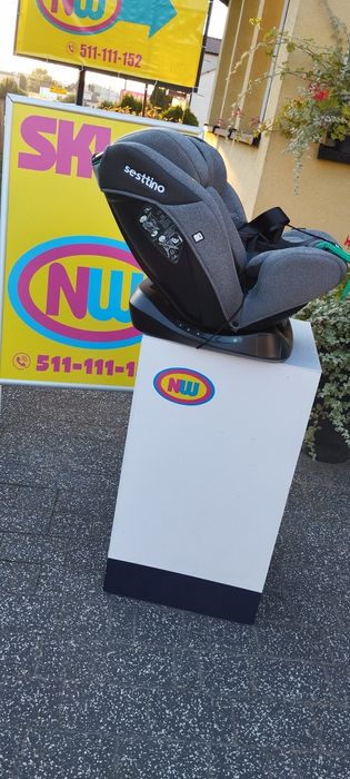 Nowy fotelik samochodowy do 150 cm