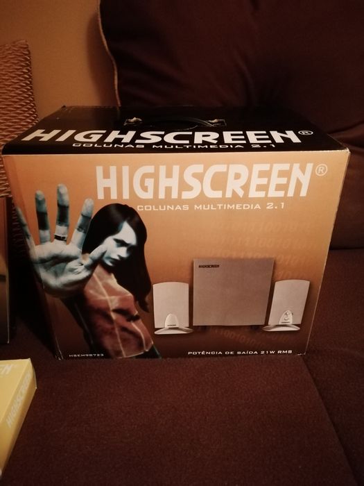 Teclado/colunas/rato tudo novo