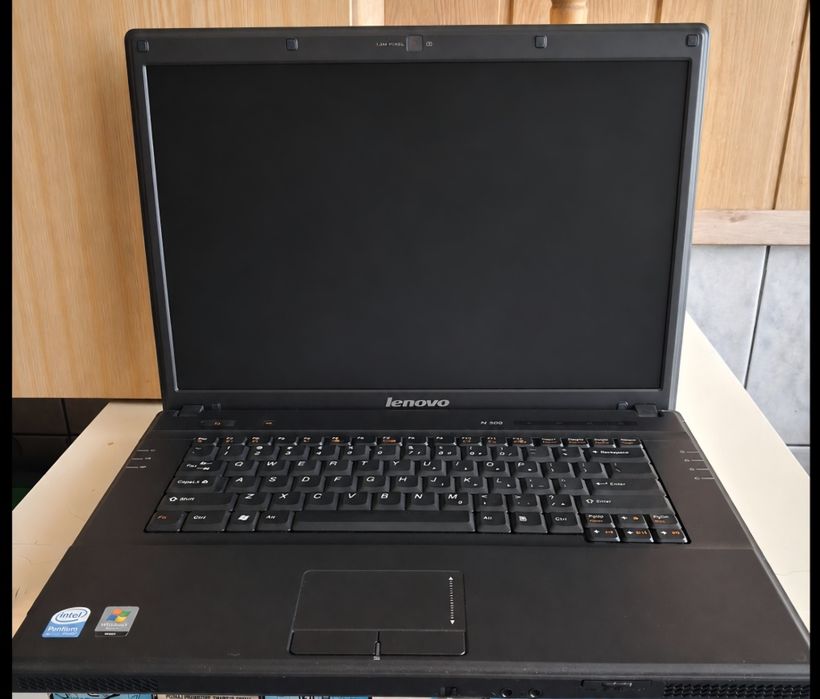 Laptop Lenovo n500