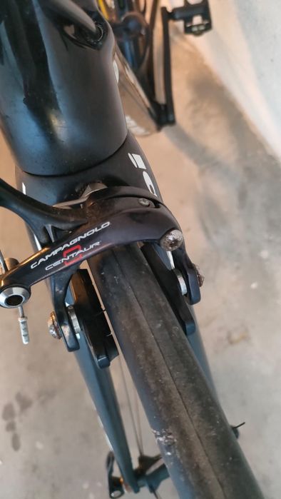 Bicicleta de estrada Jorbi Ultimax em carbono