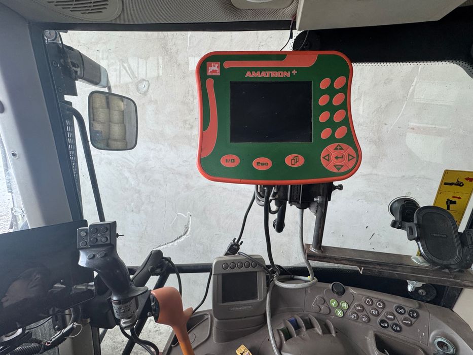 Opryskiwacz Amazone UX4200