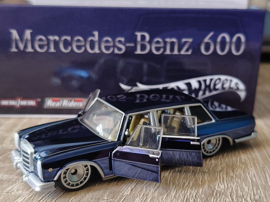 ミニカー Hotwheels RLC Exclusive1964Mercedes-Benz af181069451891e56cd16f3b4a70