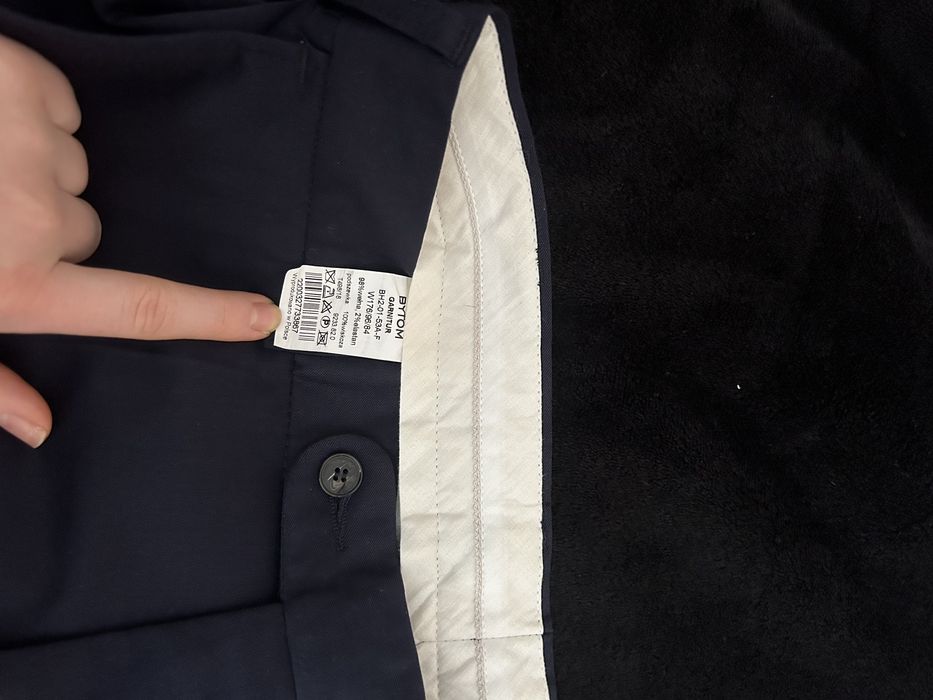 Garnitur W176/96/84, spodnie i marynarka granatowy BYTOM