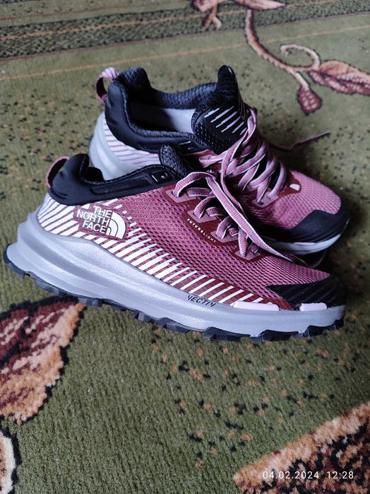 Кроссовки The North Face 37,5