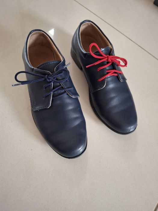 Chłopięce pantofle  r. 32