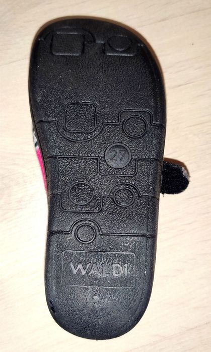 Тапочки Waldi для вашої принцеси.