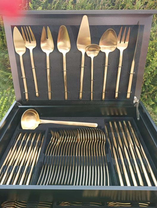 Faqueiro Dourado de excelência - 130 peças - Herdmar