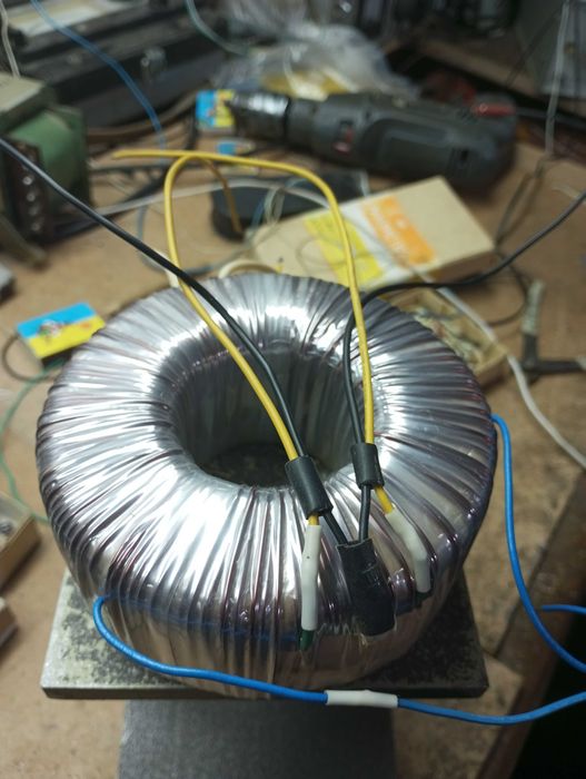 трансформатор тороїдний