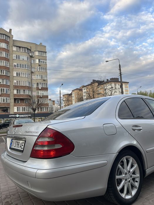 Mercedes benz e211