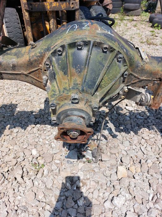 Most Tylny 3,0 D  Isuzu  NPR