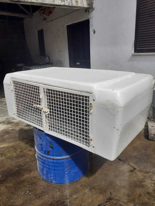 Caixa de Transporte em Fibra para Cães/Motocross/Caça – Dupla Porta