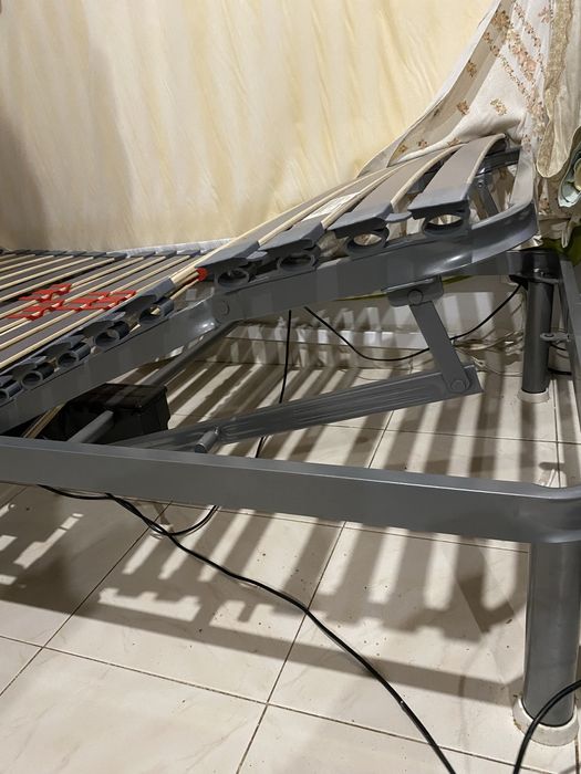 Cama articulada nova