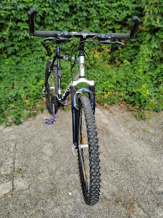 B110 Велосипед Univega 350 гірський MTB справний німецький Амортизатор