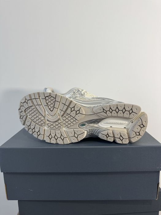 Кросівки оригінал New Balance 1906R Silver Metallic M1906REE  43