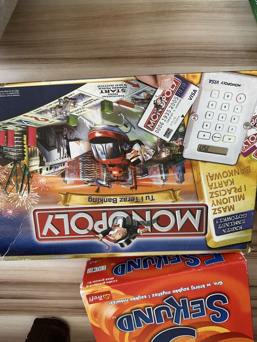 Zestaw gier planszowych monopoly 5 sekund chinczyk warcaby puzzle